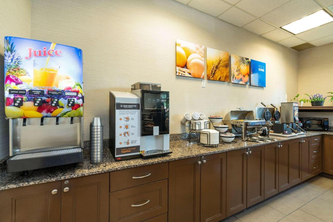 Comfort Inn & Suites Surrey Luaran gambar