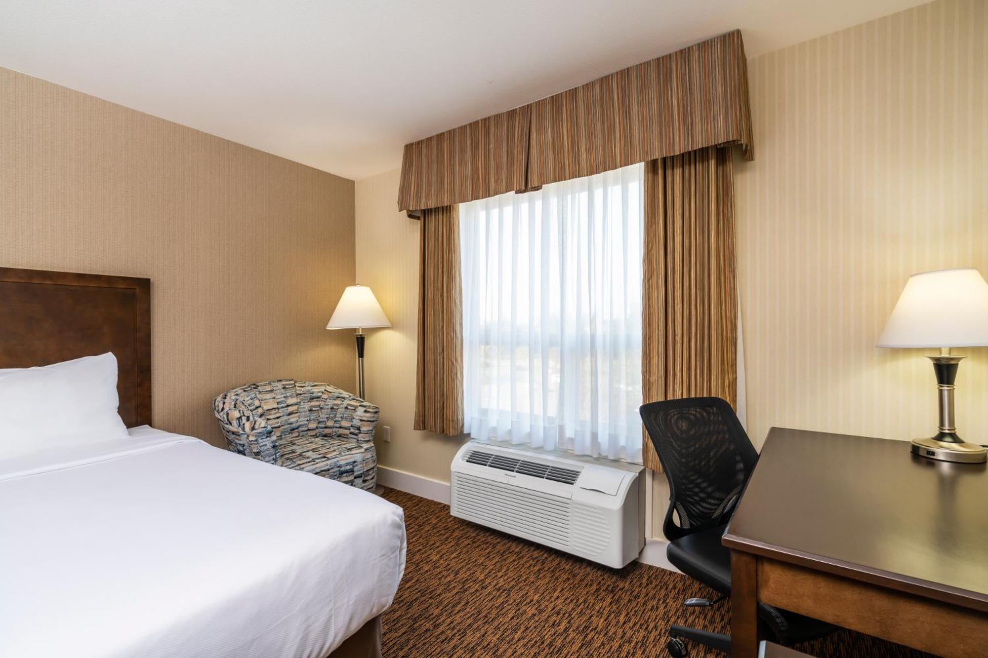 Comfort Inn & Suites Surrey Luaran gambar